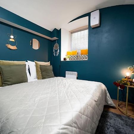 Secret Economy Studio Oasis Прага Экстерьер фото